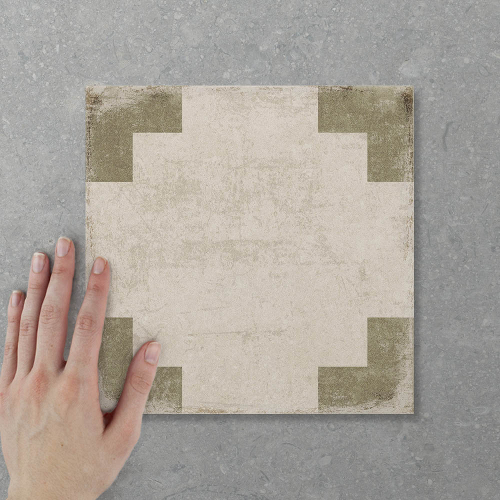 Artisan Rustic Crossform Understory