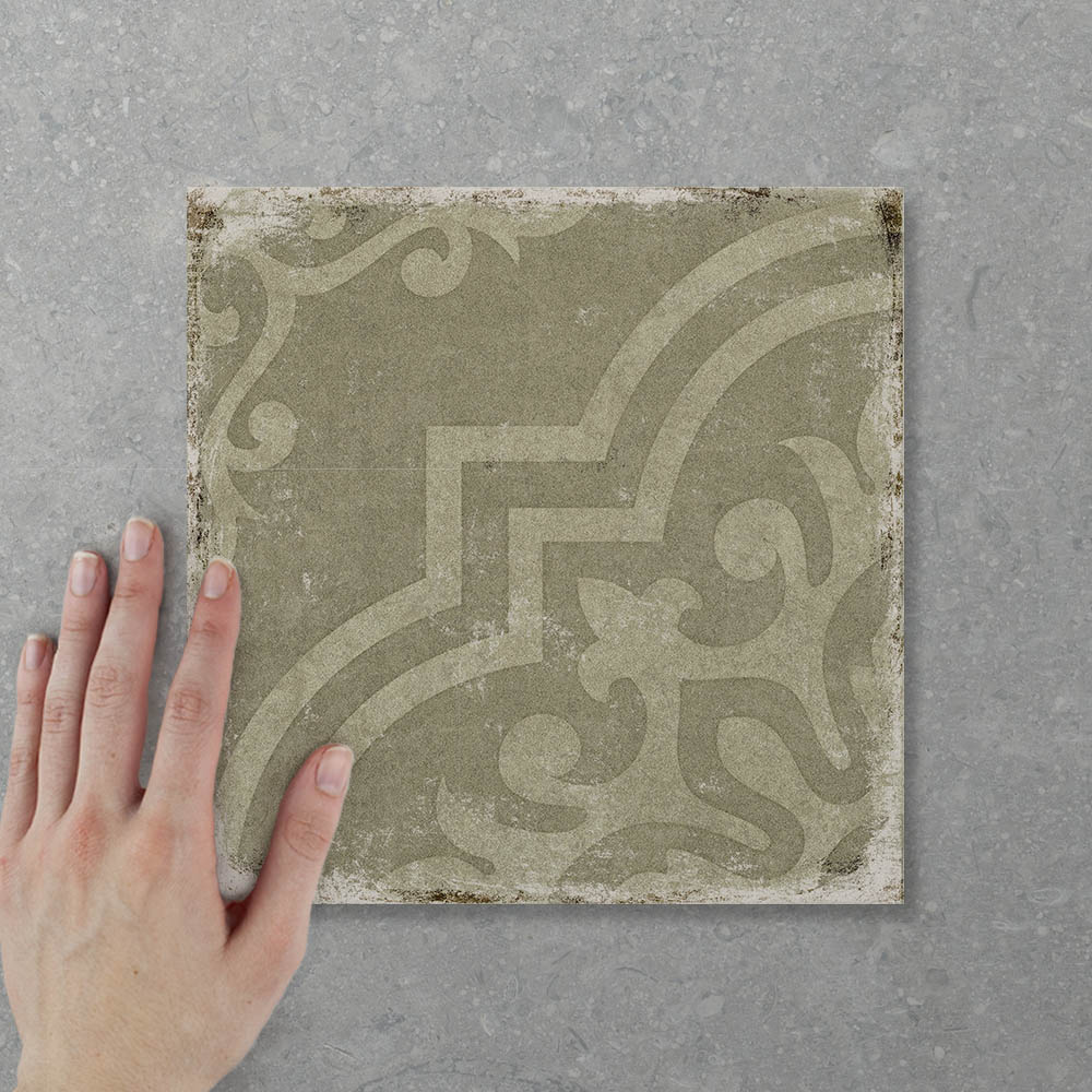 Artisan Rustic Provence Lilypad