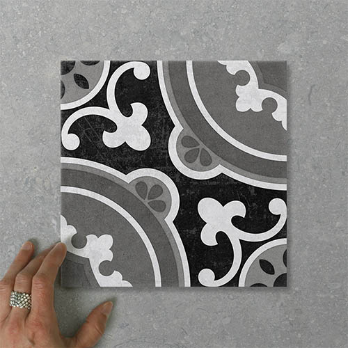 Artisan Fiesta Black