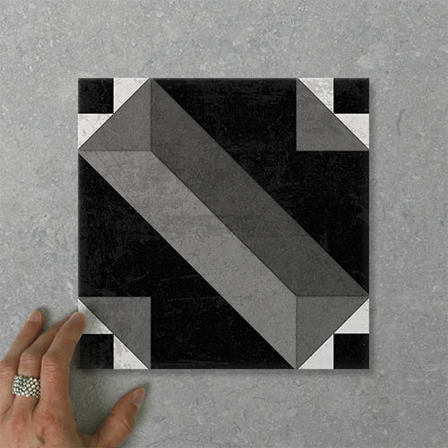 Artisan Mezzo Black
