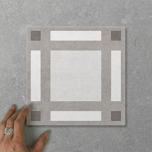 Artisan Macintosh Gravity