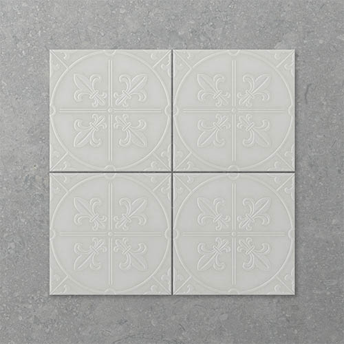 Emporio Empire Silver Leaf