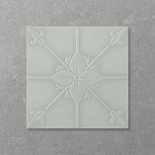 Emporio Manor Silver Leaf