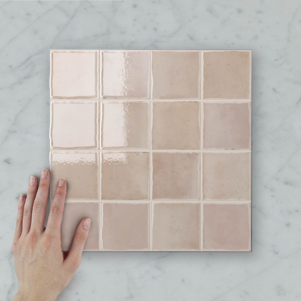 Liora Squares (75x75) Pink Pepper