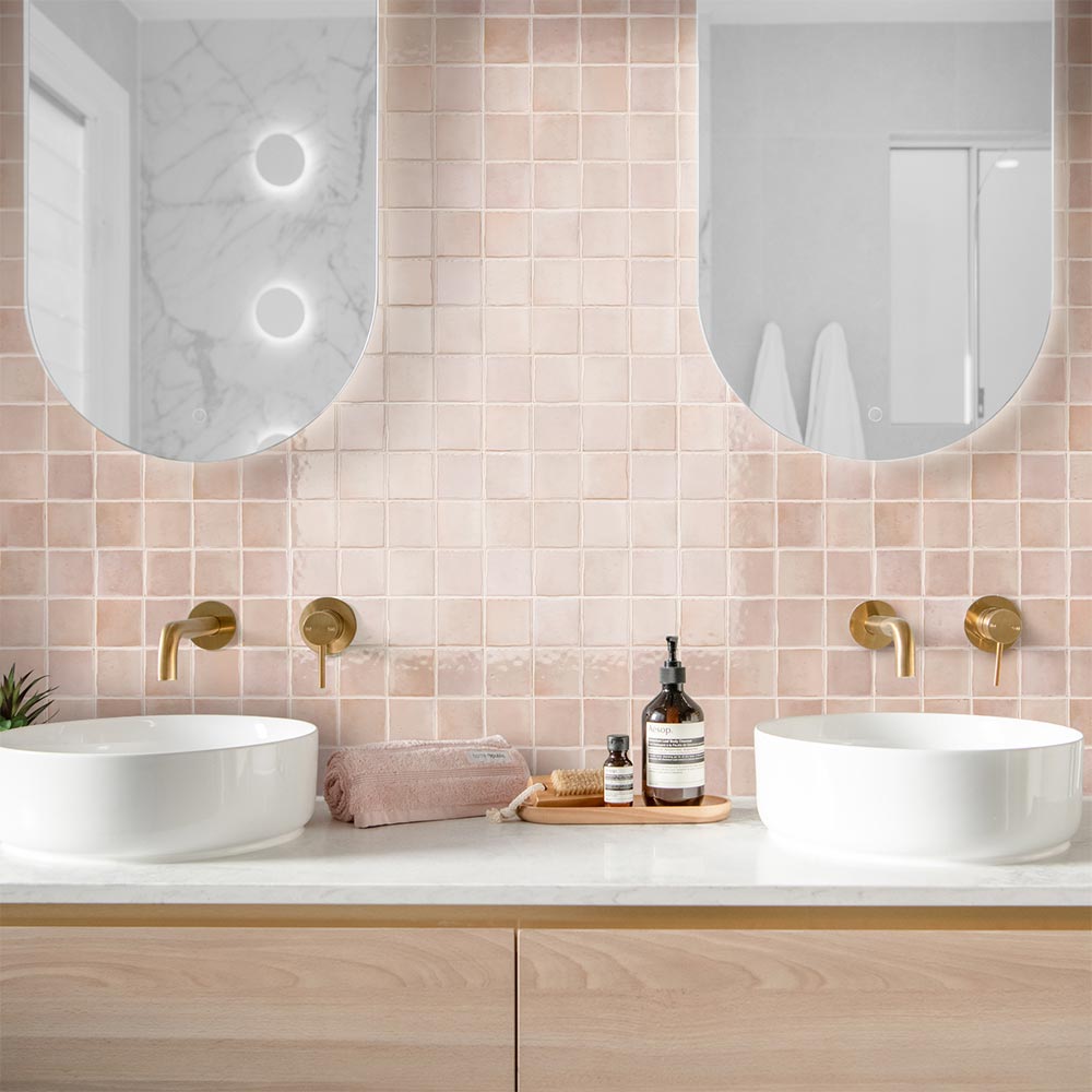 Liora Squares (75x75) Pink Pepper