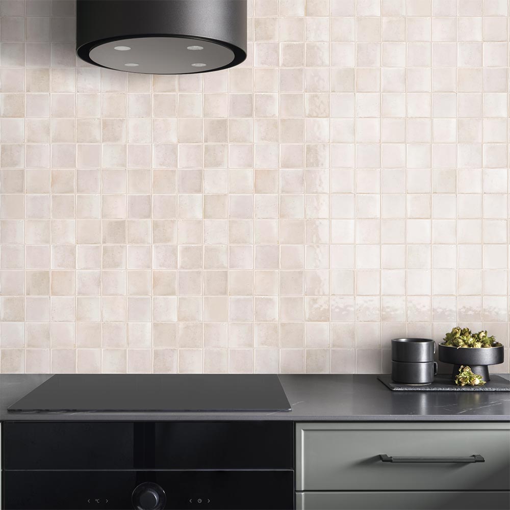 Liora Squares (75x75) White Toast