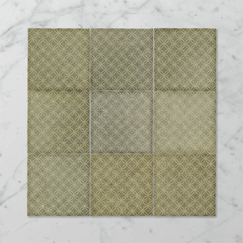 Silhouette Ringlet Spanish Olive