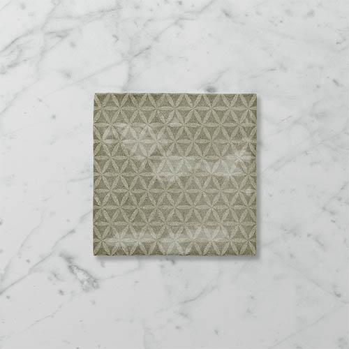 Silhouette Gyre Spanish Olive