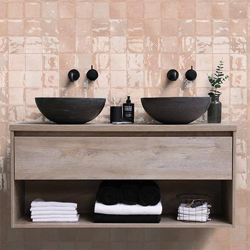 Silhouette Incise Melba