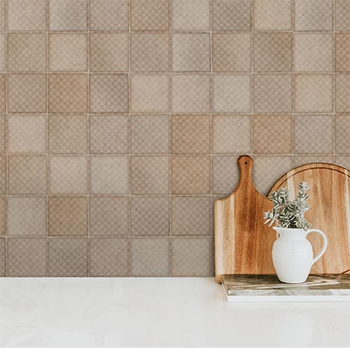 Silhouette Ringlet Mudbrick