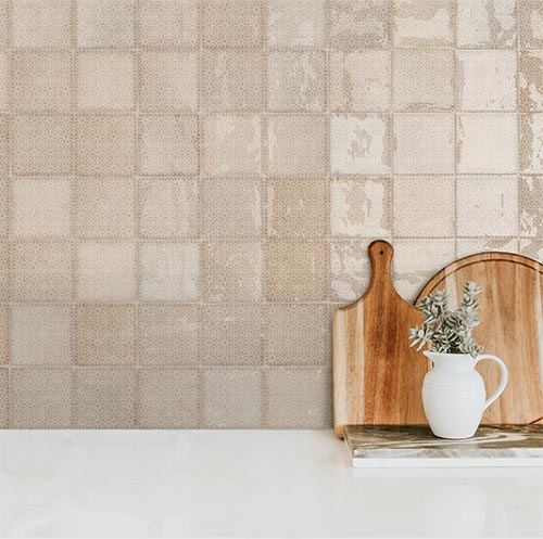 Silhouette Fettle Mudbrick